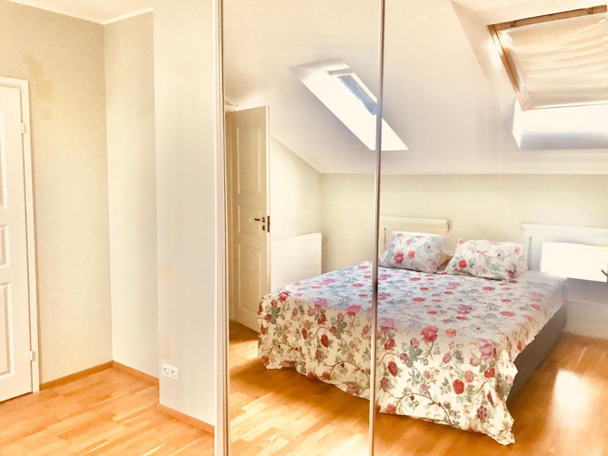 Cozy City Penthouse Apartment, Free Parking Tallinn Kültér fotó